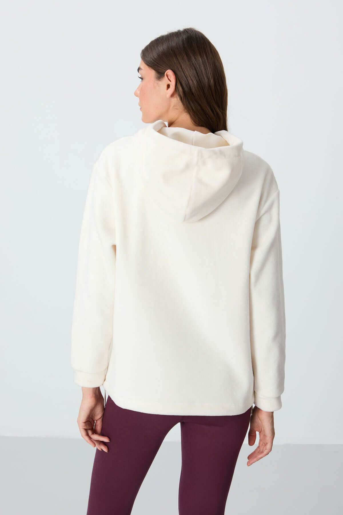 Women’s Ecru Oversized Polar Hoodie – Soft Texture, Embroidered Detail